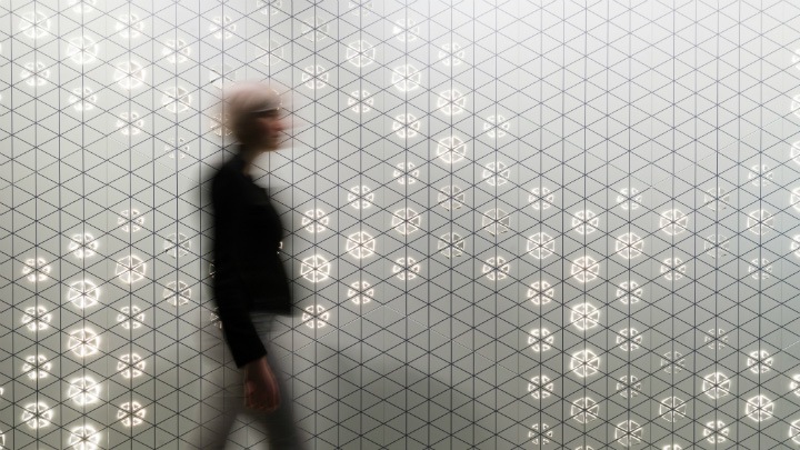 Philips Lighting tilbyder luminous patterns i mange forskellige belysningsvarianter, såsom denne fantastiske grafiske lyseffekt