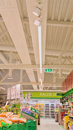 LED lyser opp frukt og grønt