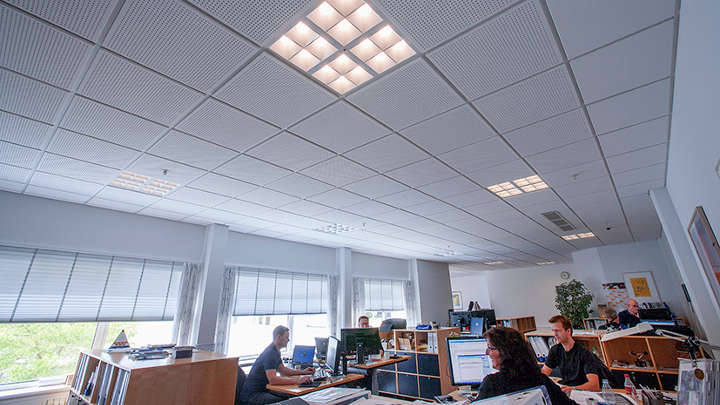 LED-belysning på fødestue