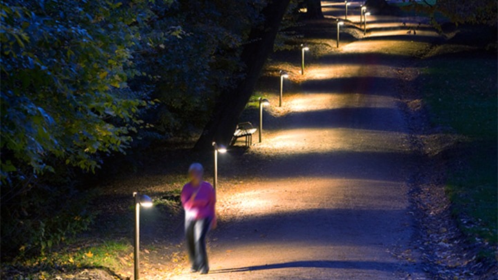 Motionssti med LED-belysning
