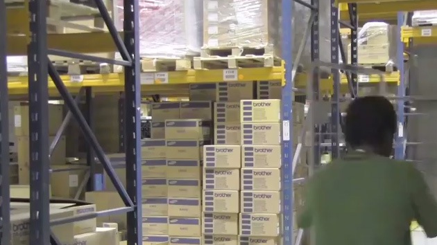 Nyt LED-lyssystem giver store besparelser for AXRO-lager i Hamborg.