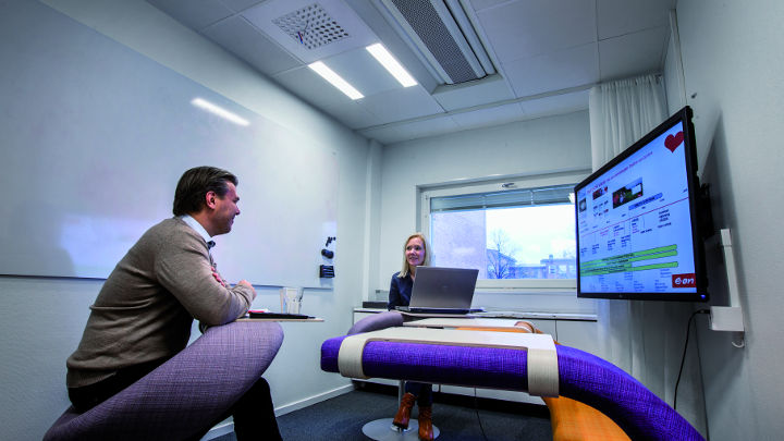 Mødelokalet oplyst med Philips Office Lighting-løsninger hos E.ON, Malmo