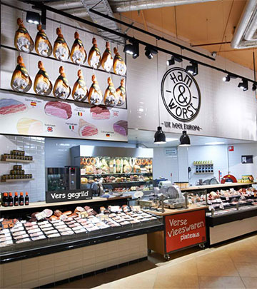 Philips Lighting-belysning af kød for at præsentere de friske madvarer for kunderne i Jumbo Foodmarkt, Holland.