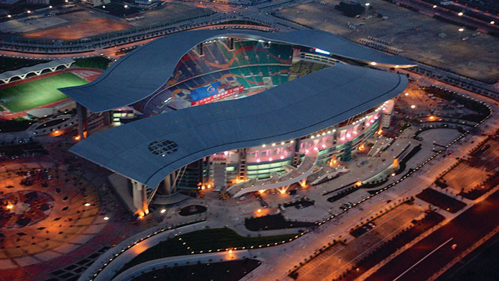 Det olympiske stadion i Guangzhou, Kina med Philips-belysning.