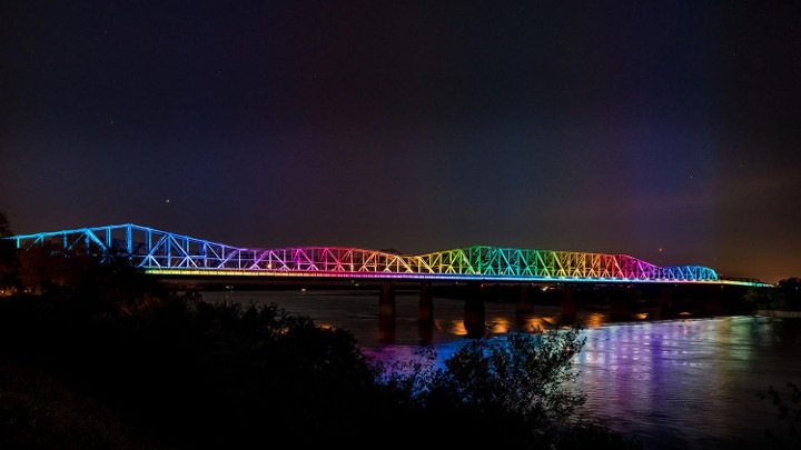 Med ActiveSite kan du fjernstyre din arkitektoniske Philips Color Kinetics-belysningsinstallation