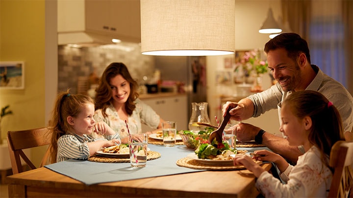 Varmt til køligt hvidt lys – Philips Wi-Fi LED WiZ Connected