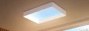 Philips Skylight er designet til at gengive sollysets naturlige lysstyrke, nuancer og dybde for at skabe en illusion af dagslys indendørs takket være den patenterede NatureConnect LED-teknologi.