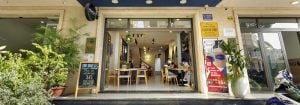 Sikrere besøg på Mozas kaffecaféer gennem desinfektionsbelysning